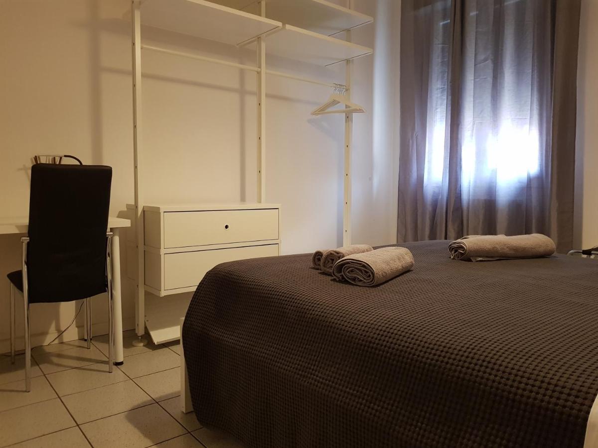 Casa Bebe - Adiacenze Policlinico E Universita' Модена Екстериор снимка